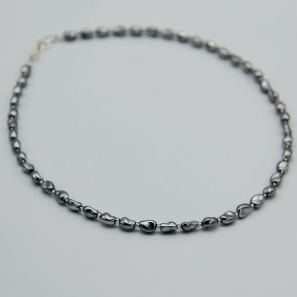 Nora Necklace in Asymmetrical Silver Pearl