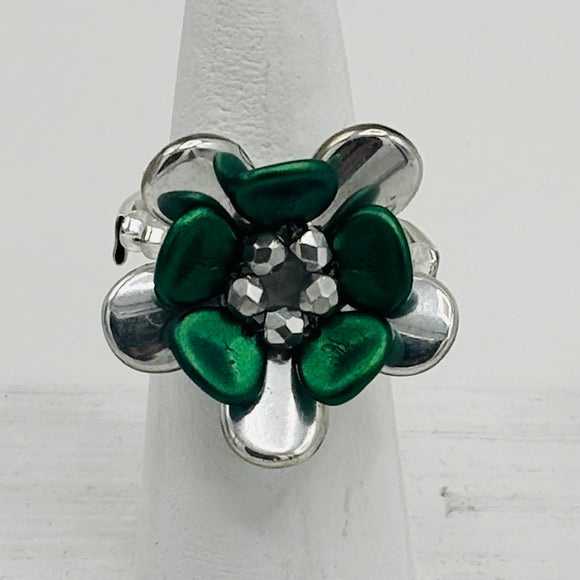 Poppy Ring in Velvet Green and Silver