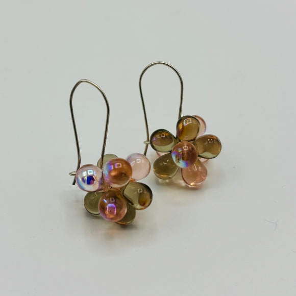 Tracy Earrings in Pastel Pink and Gray