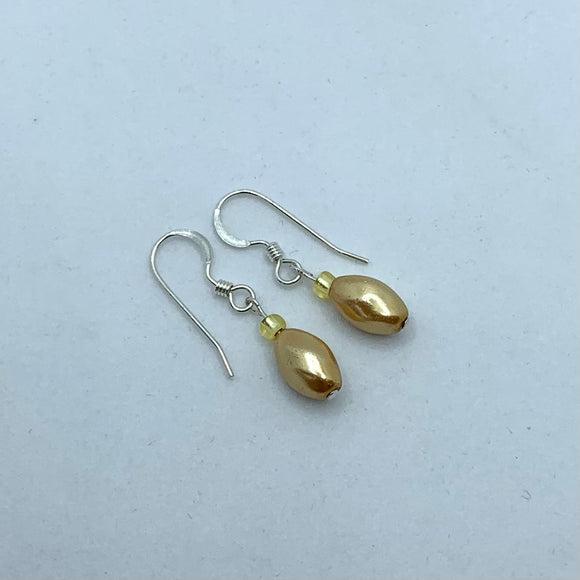 Penelope Earrings in Golden Pearl